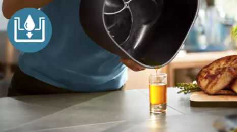  Extract fat and leave it behind with the unique basket